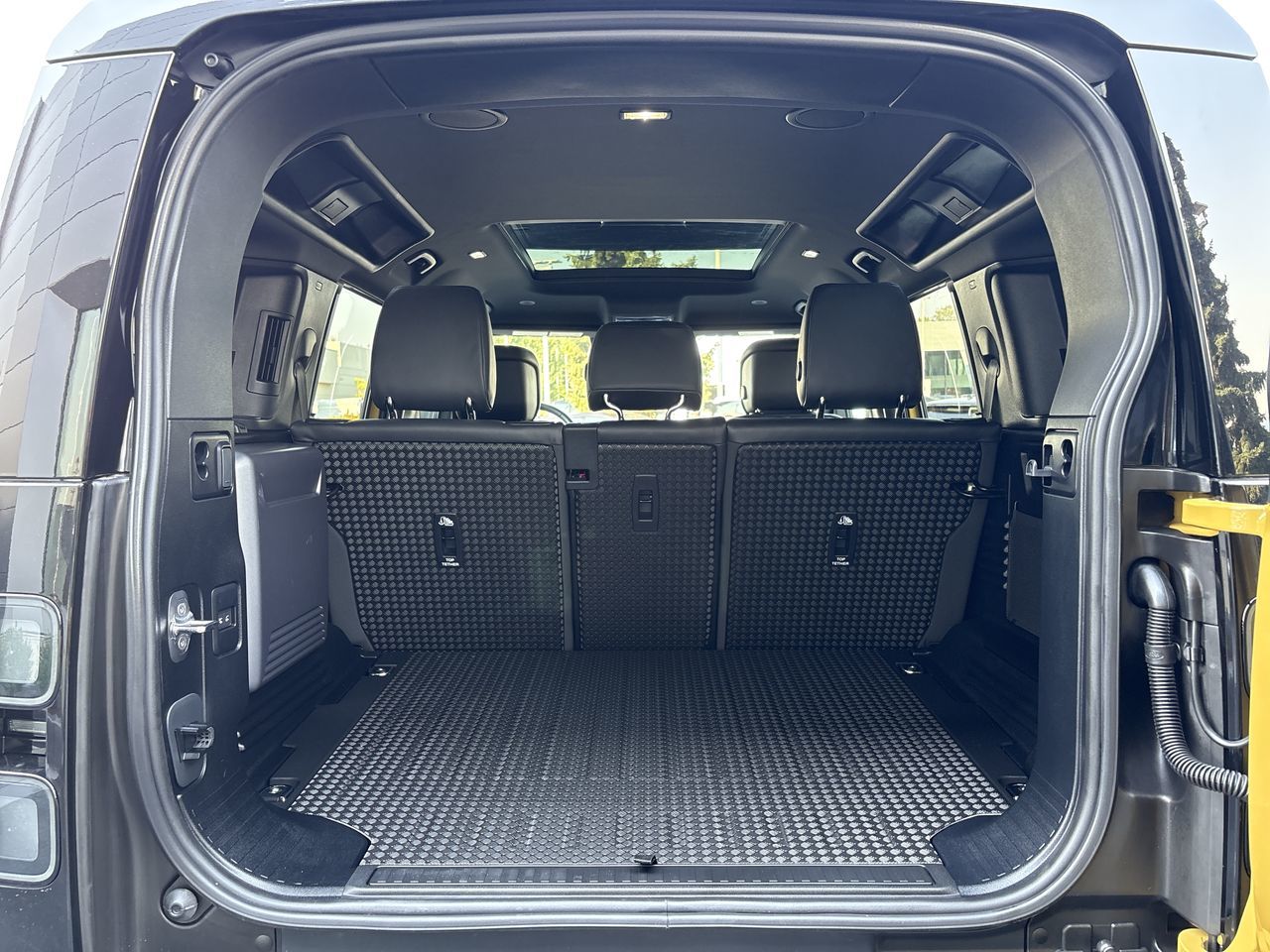 2026 Land Rover Defender
