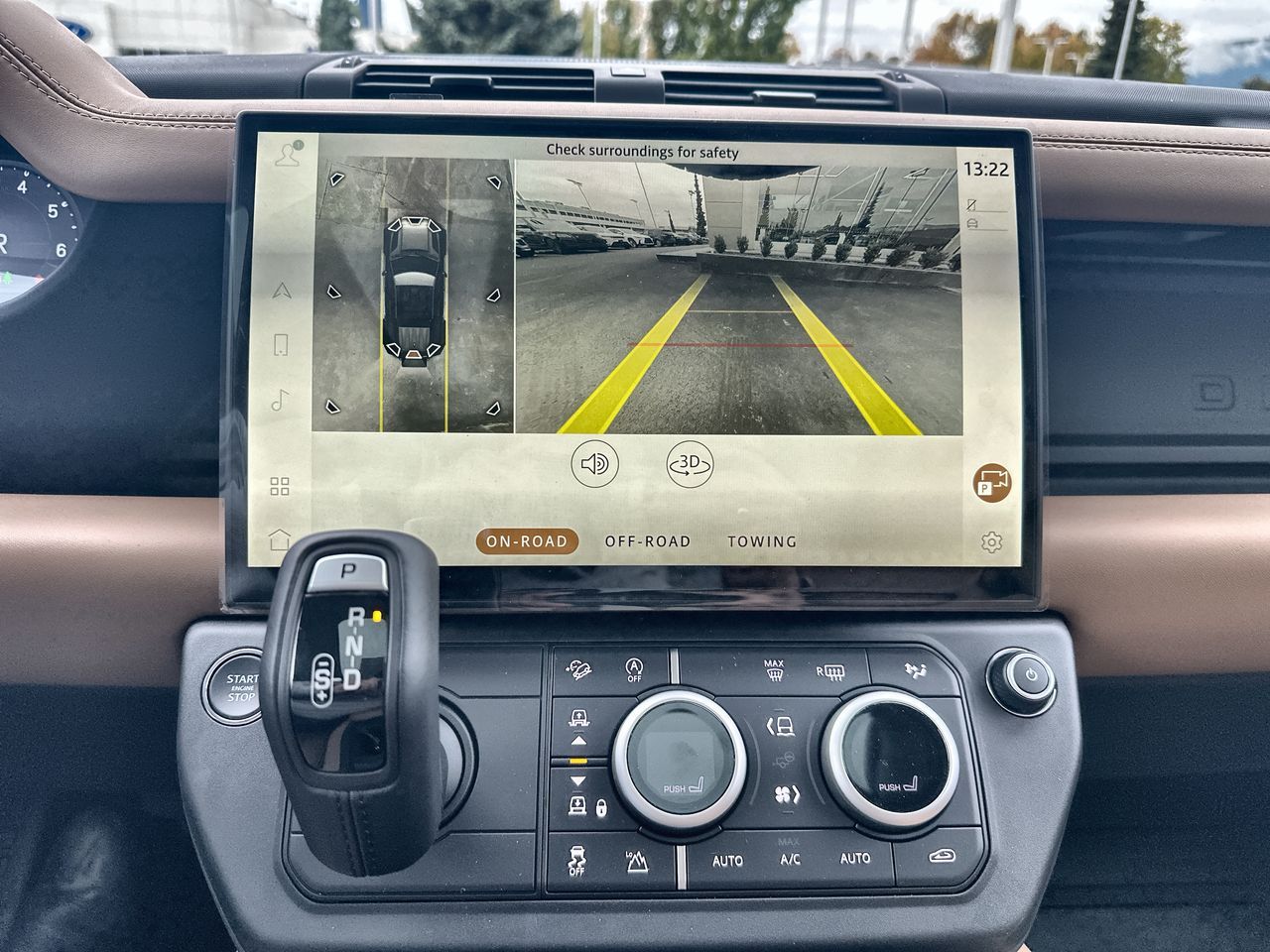 2026 Land Rover Defender in North Vancouver, British Columbia