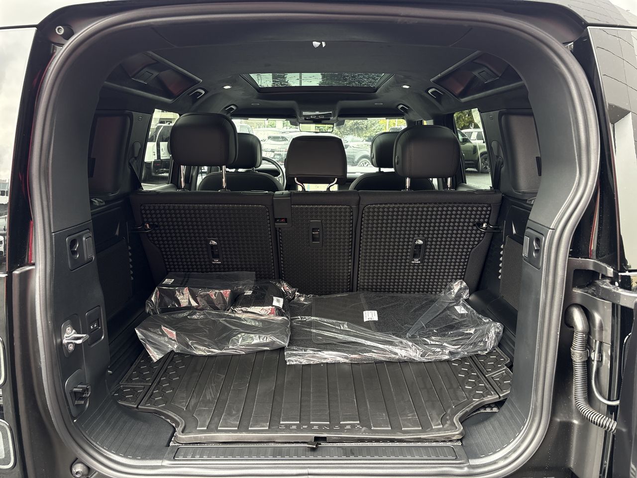 2026 Land Rover Defender in North Vancouver, British Columbia
