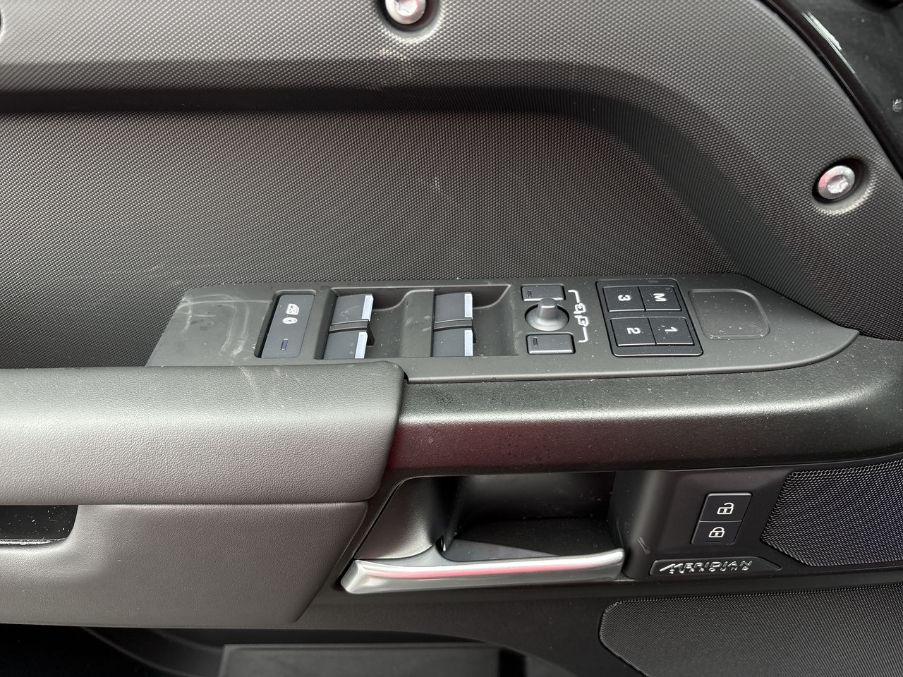 2026 Land Rover Defender in North Vancouver, British Columbia