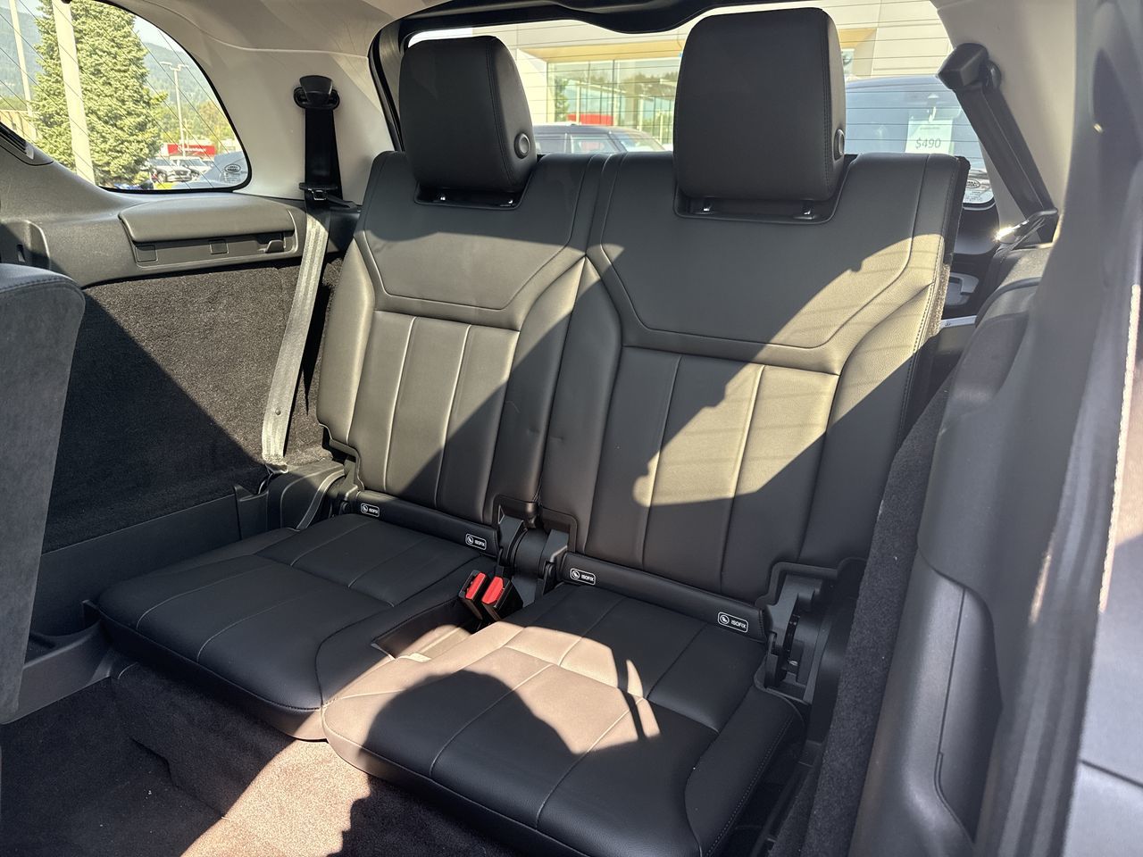 2020 Land Rover Discovery in North Vancouver, British Columbia
