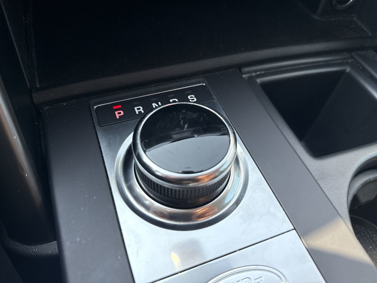 2020 Land Rover Discovery in North Vancouver, British Columbia