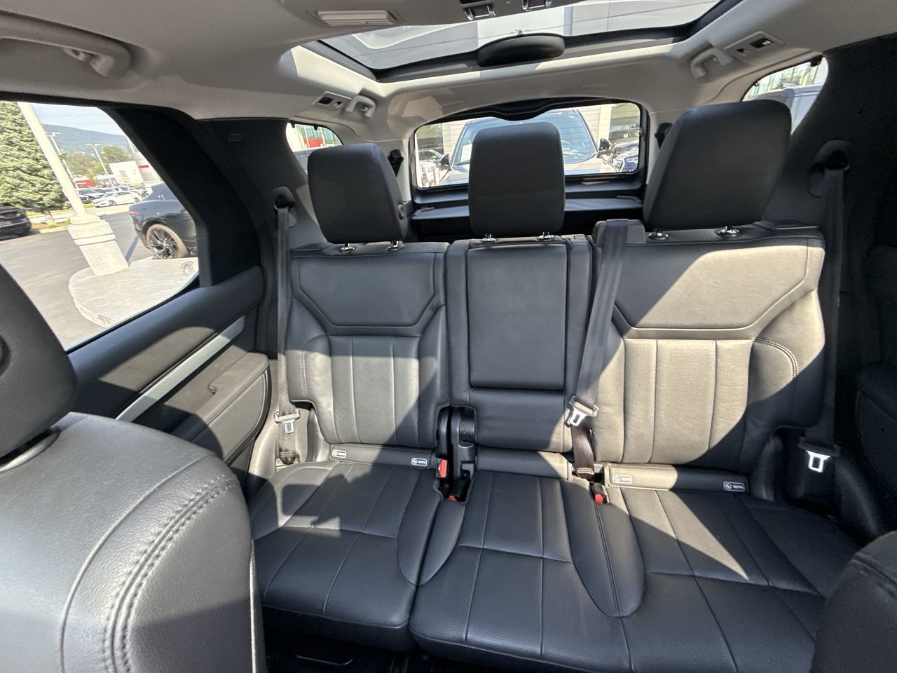 2020 Land Rover Discovery in North Vancouver, British Columbia