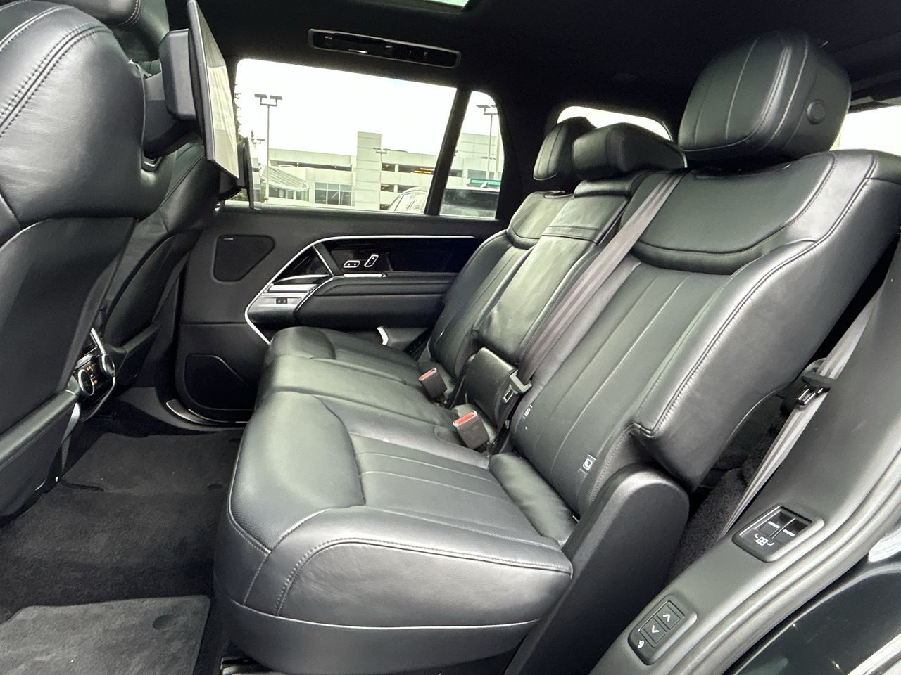 2023 Land Rover New Range Rover