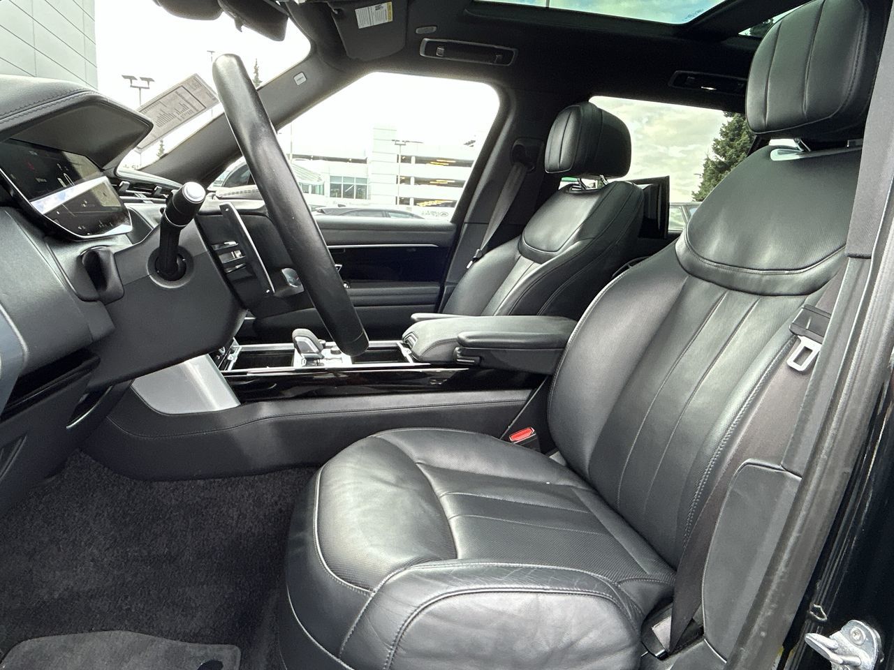 2023 Land Rover New Range Rover