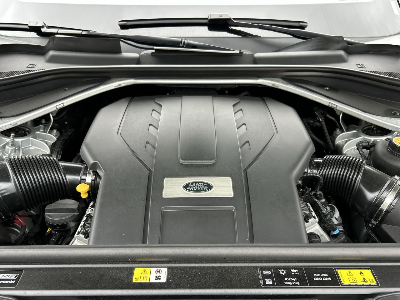 2023  New Range Rover