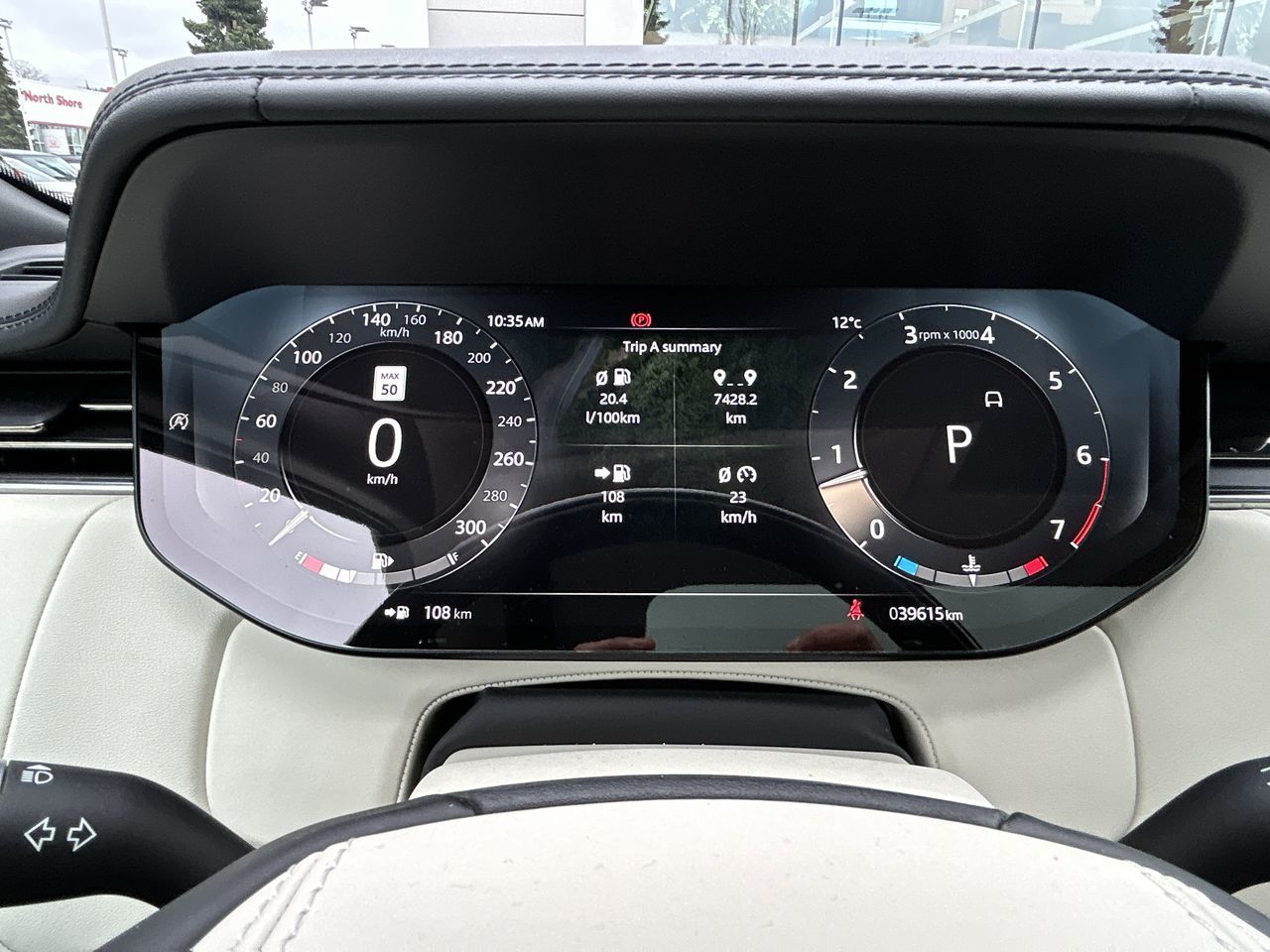 2023  New Range Rover