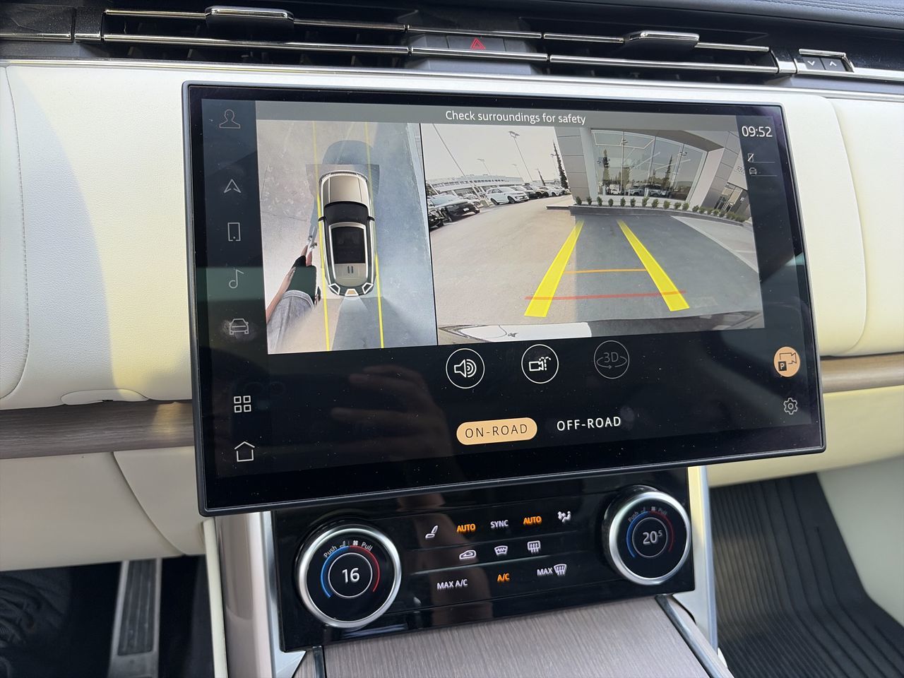 2023  New Range Rover