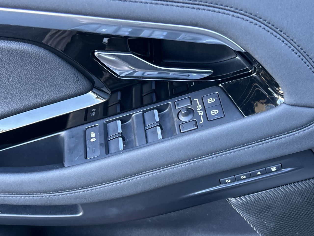 2023 Land Rover Range Rover Evoque