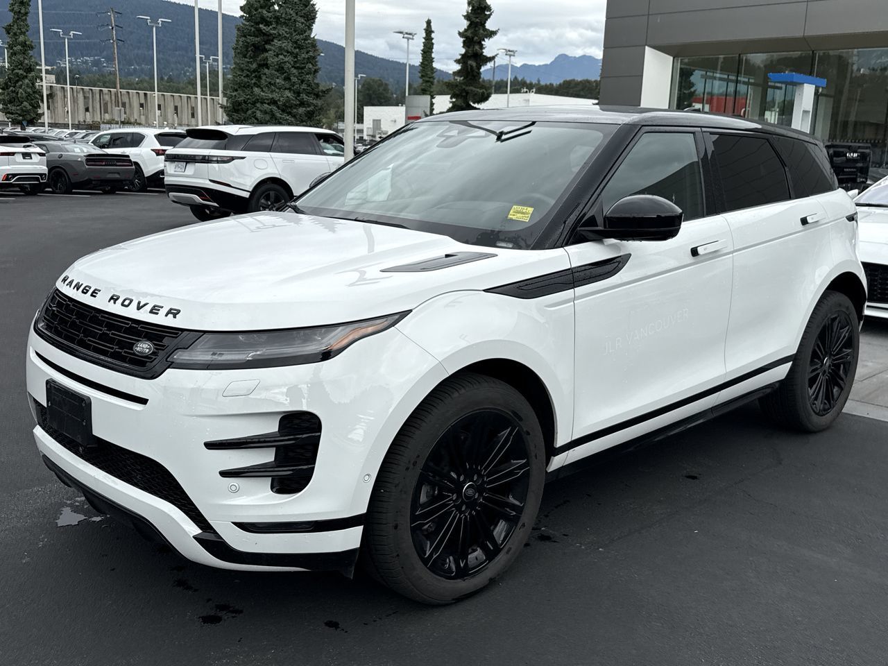 Land Rover Range Rover Evoque  2024 à North Vancouver, Colombie-Britannique