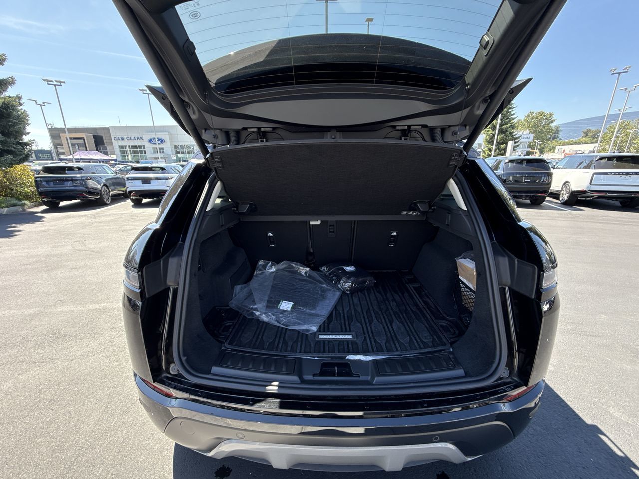 2024 Land Rover Range Rover Evoque in North Vancouver, British Columbia