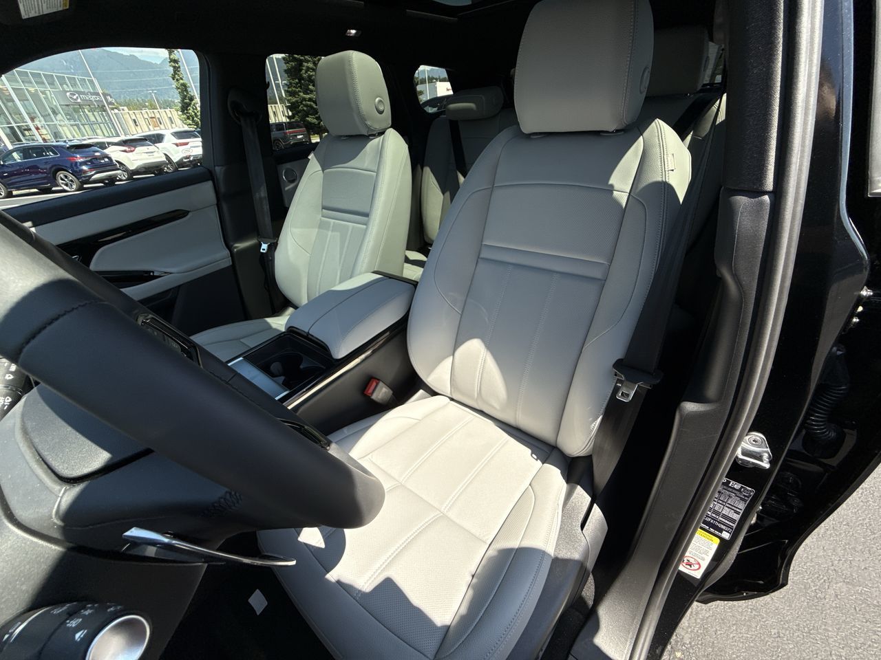 2026 Land Rover Range Rover Evoque in North Vancouver, British Columbia