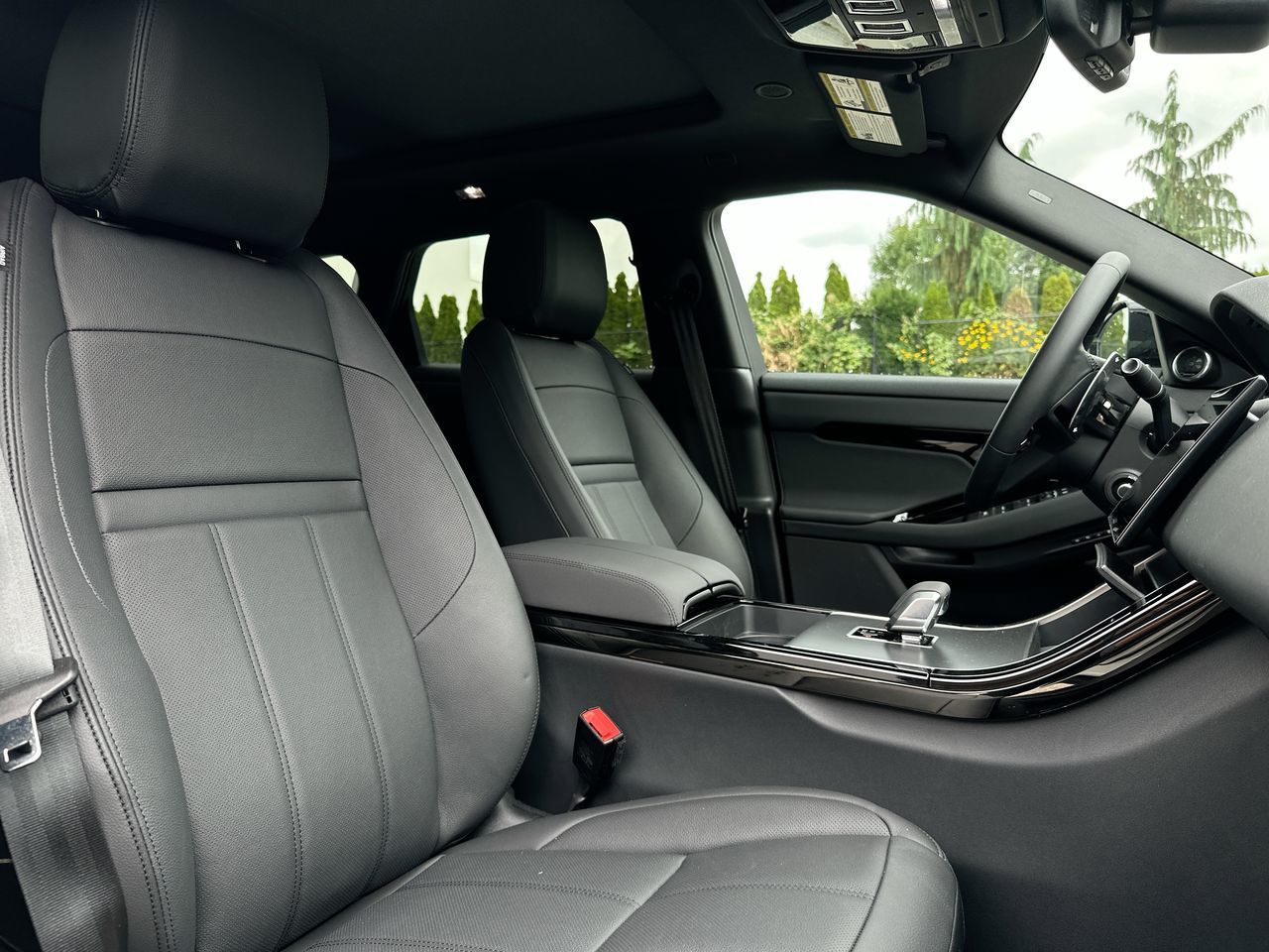 2026 Land Rover Range Rover Evoque in North Vancouver, British Columbia