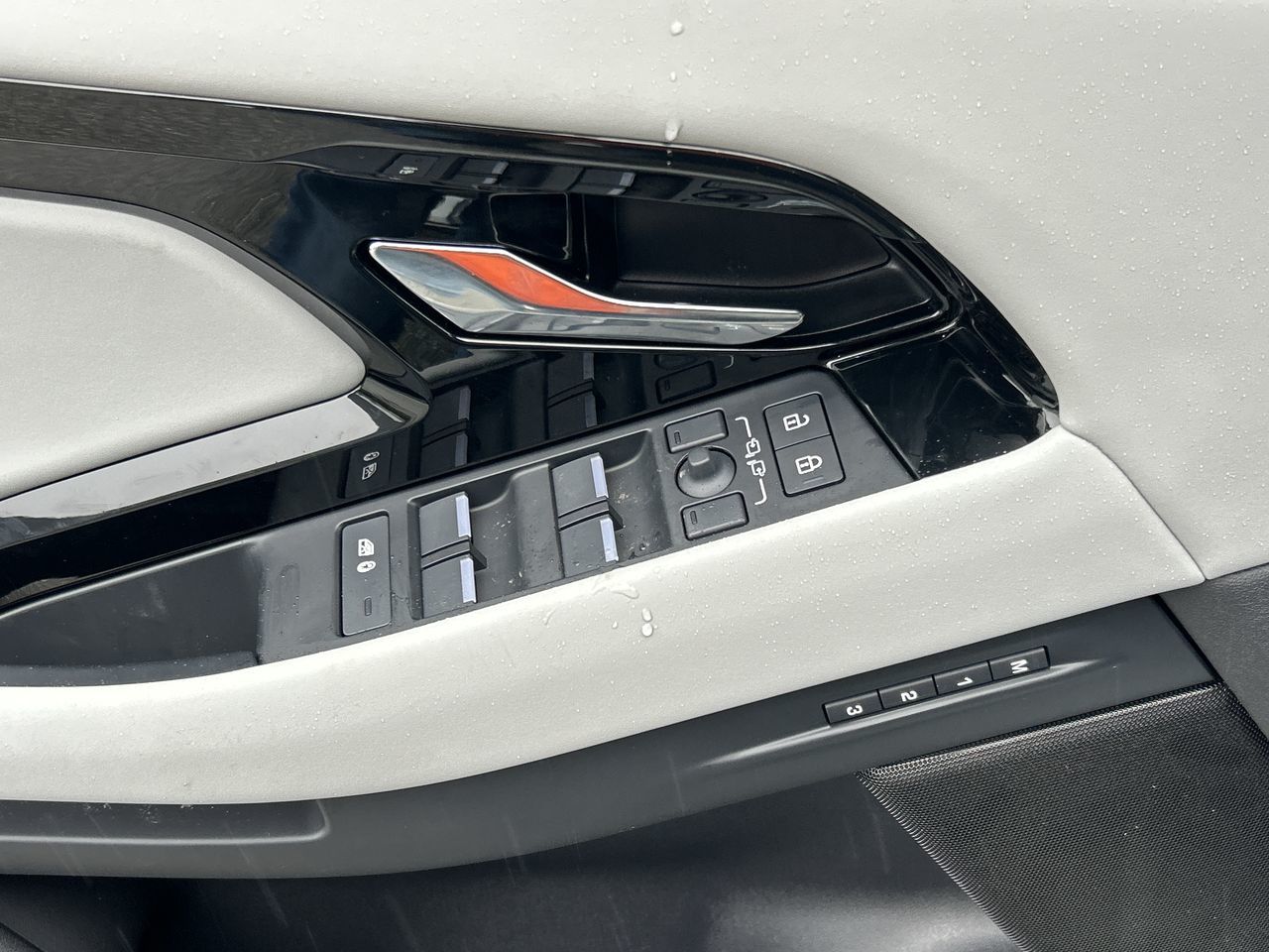 2026  Range Rover Evoque