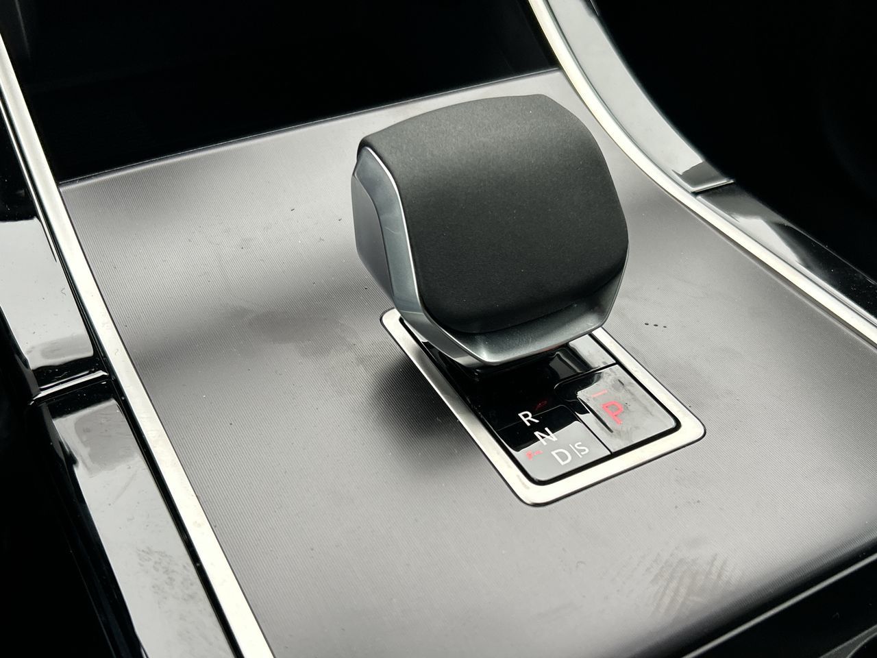 2026  Range Rover Evoque