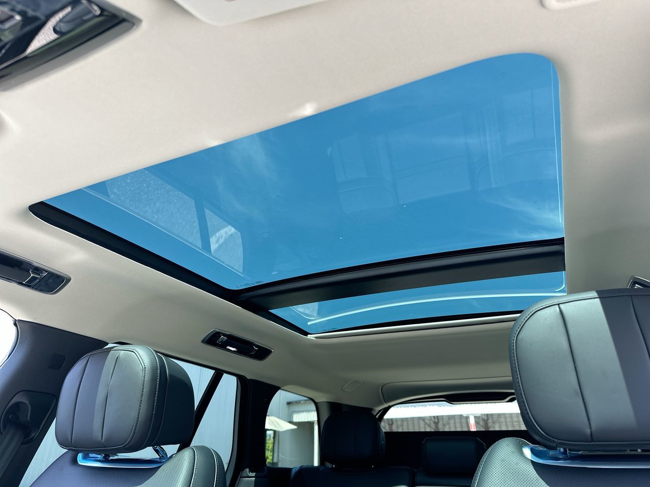 2025 Land Rover RANGE ROVER Mild Hybrid in North Vancouver, British Columbia