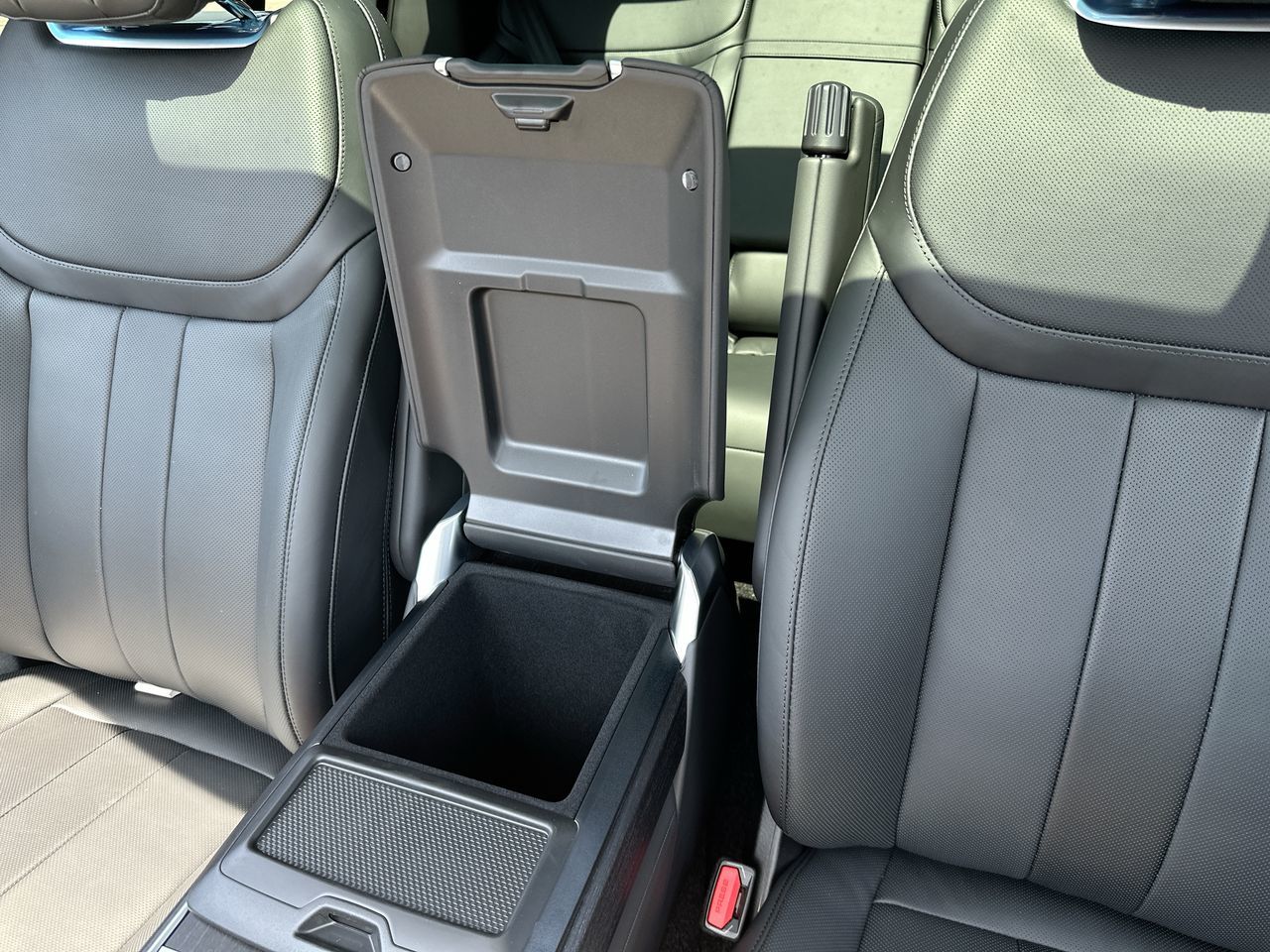 2025 Land Rover RANGE ROVER Mild Hybrid in North Vancouver, British Columbia