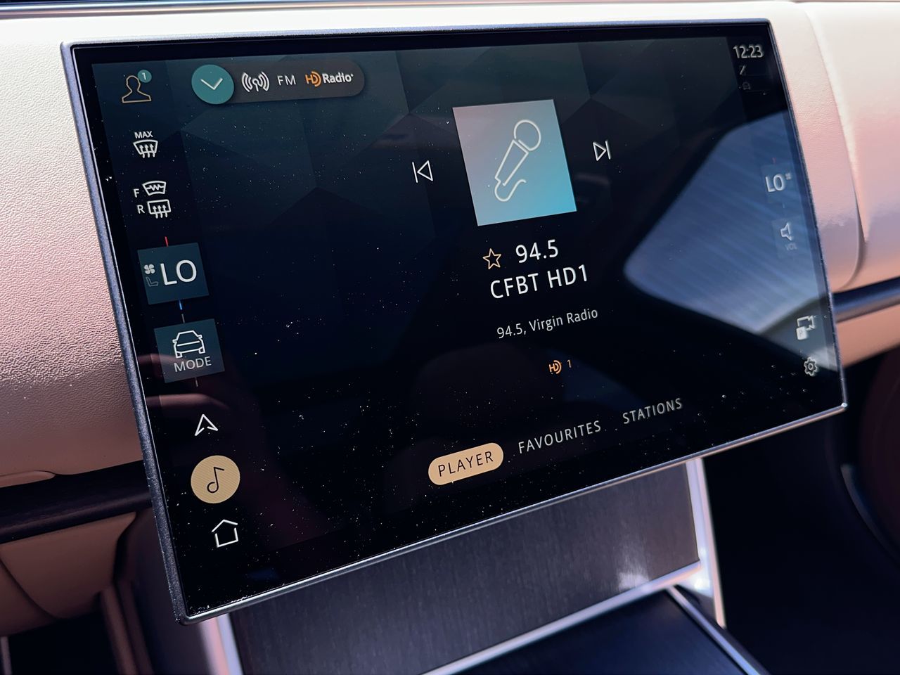 2025  Range Rover Mild Hybrid