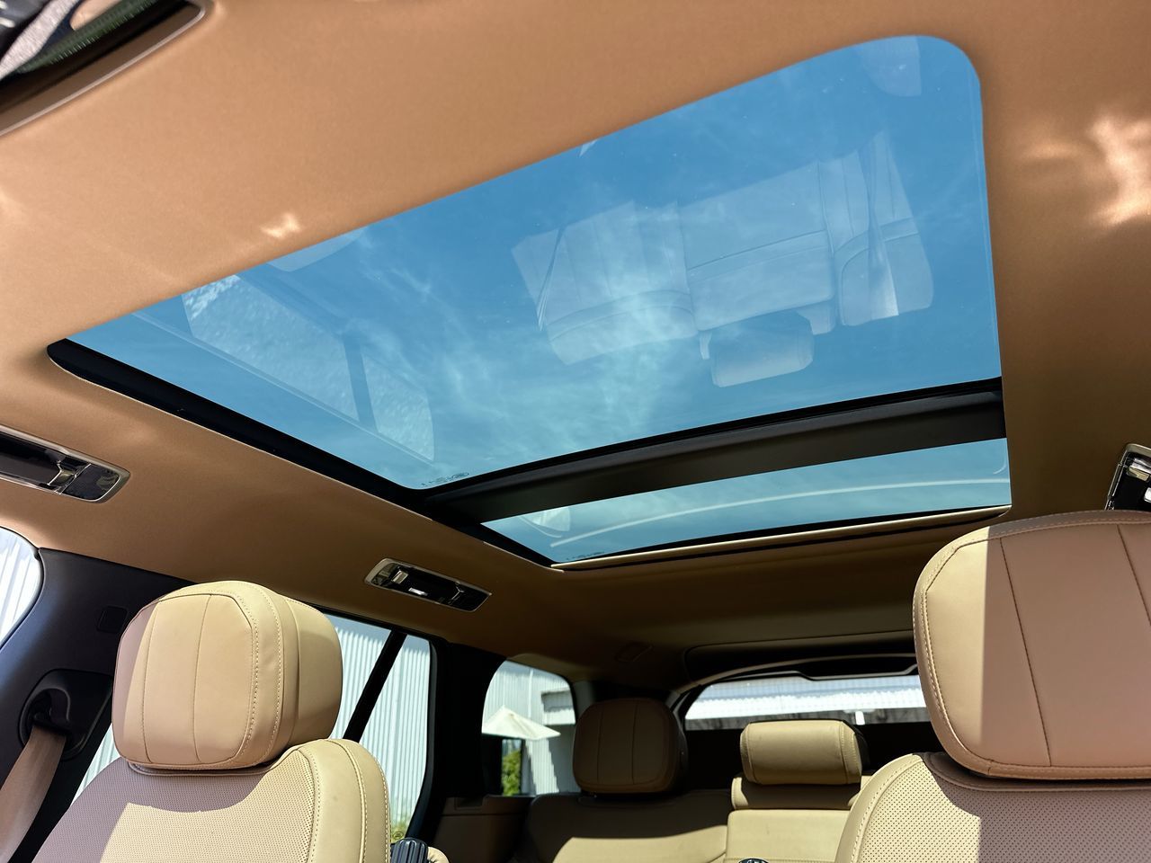 2025  Range Rover Mild Hybrid