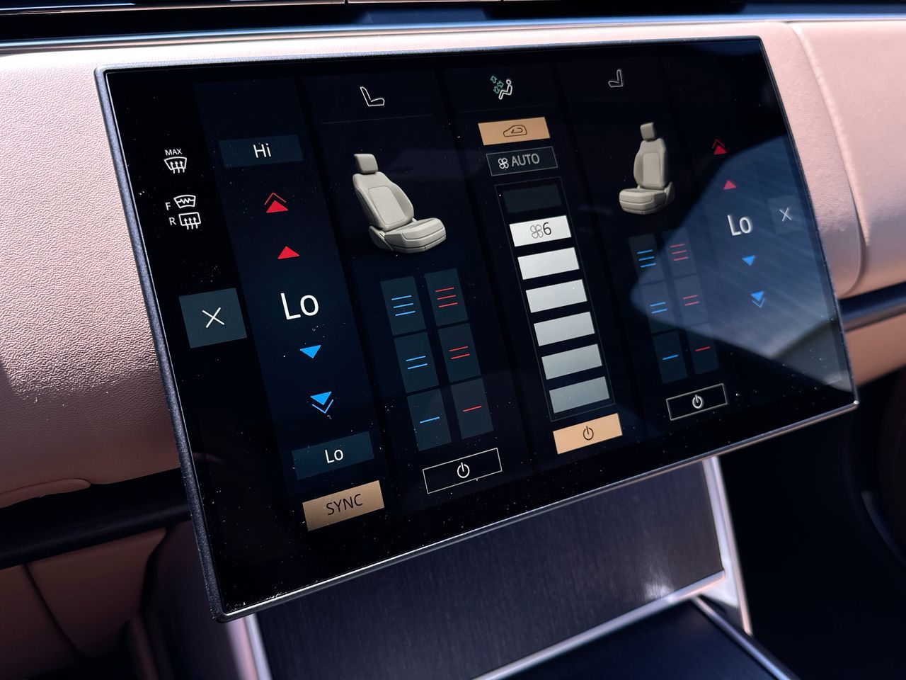 2025  Range Rover Mild Hybrid