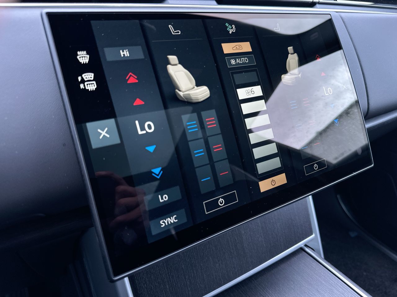 Land Rover Range Rover Mild Hybrid  2025 à North Vancouver, Colombie-Britannique