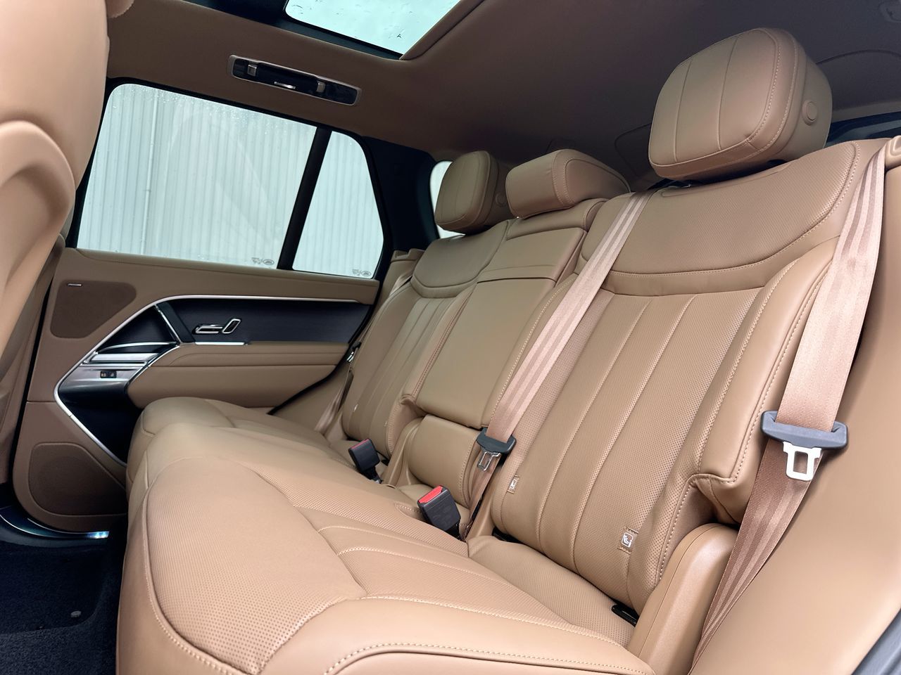2025 Land Rover RANGE ROVER Mild Hybrid in North Vancouver, British Columbia