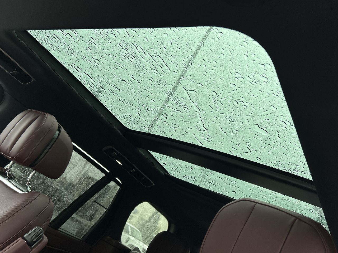 2025  Range Rover Mild Hybrid