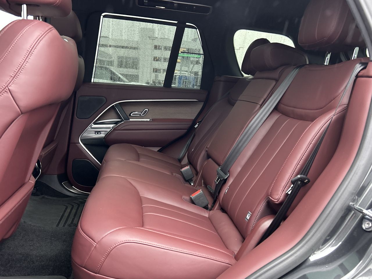 2025  Range Rover Mild Hybrid