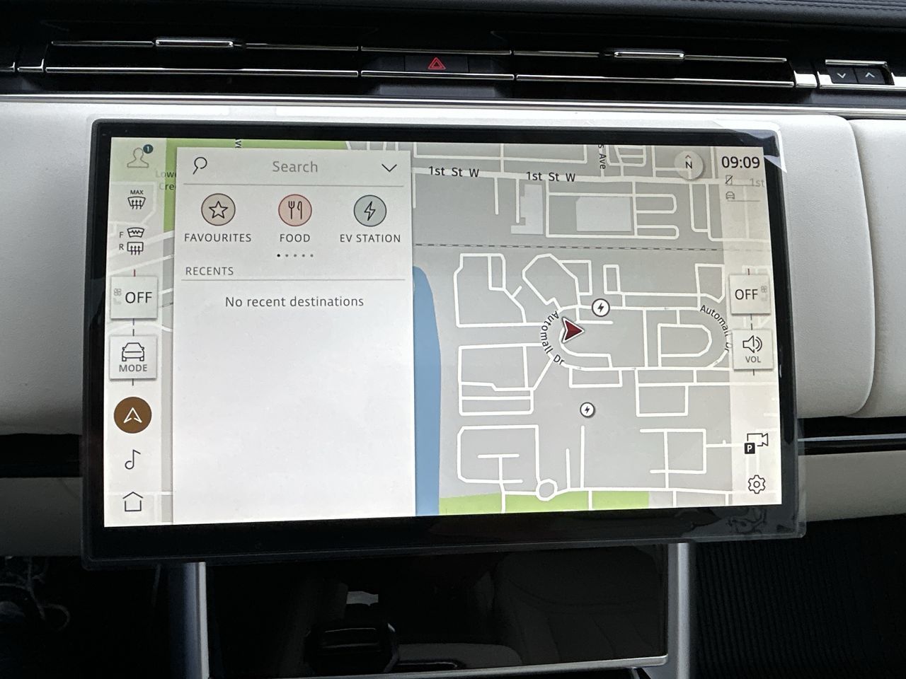 2025  Range Rover Plug-in Hybrid