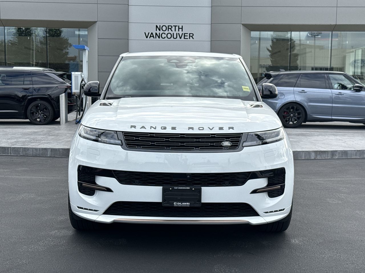 2024 Land Rover RANGE ROVER SPORT Mild Hybrid in North Vancouver, British Columbia