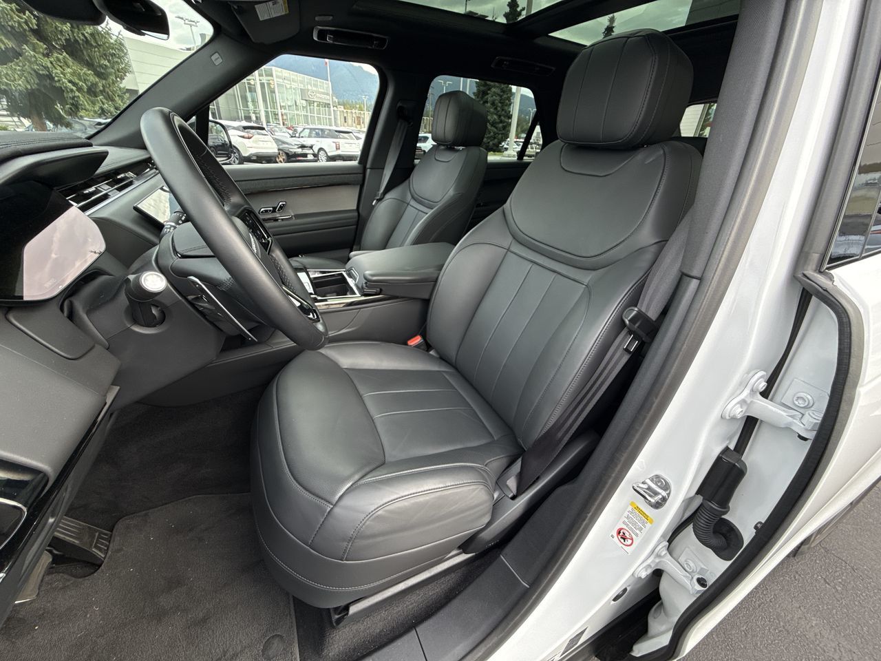 2024 Land Rover RANGE ROVER SPORT Mild Hybrid in North Vancouver, British Columbia