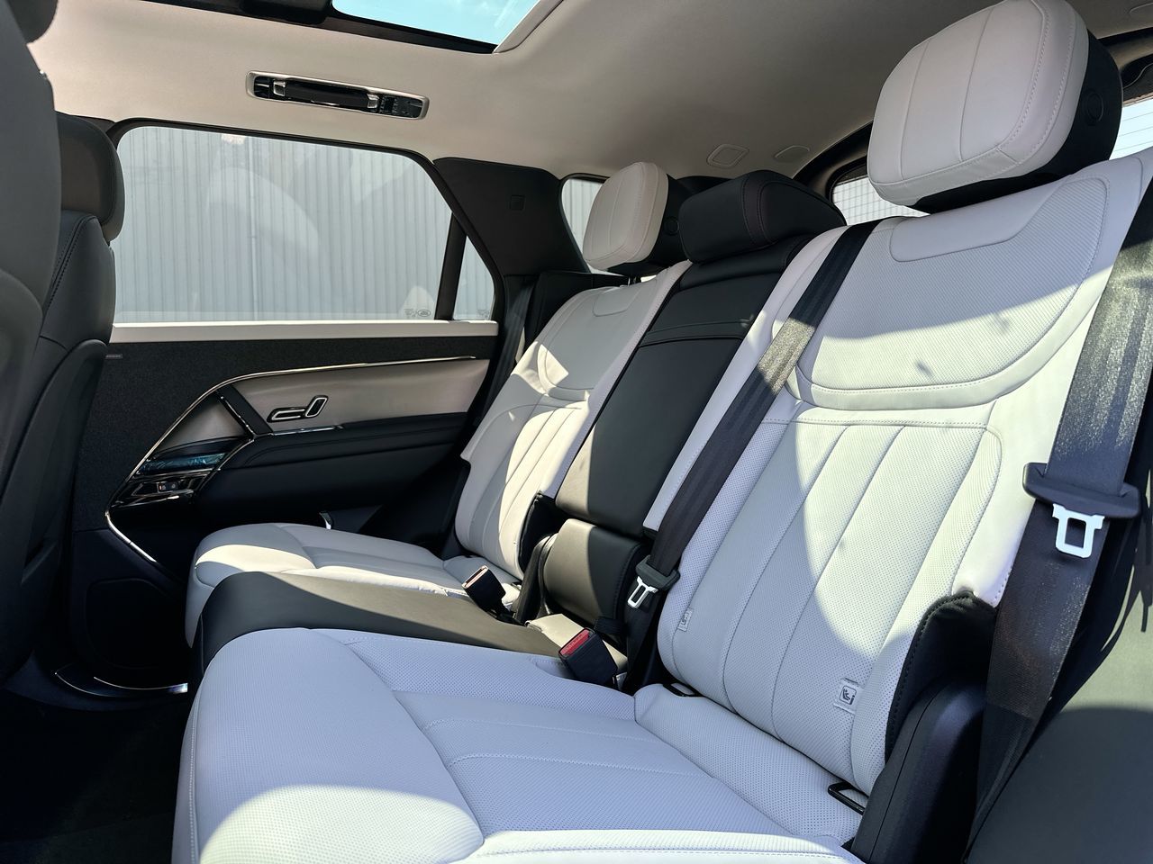2025 Land Rover RANGE ROVER SPORT Mild Hybrid in North Vancouver, British Columbia