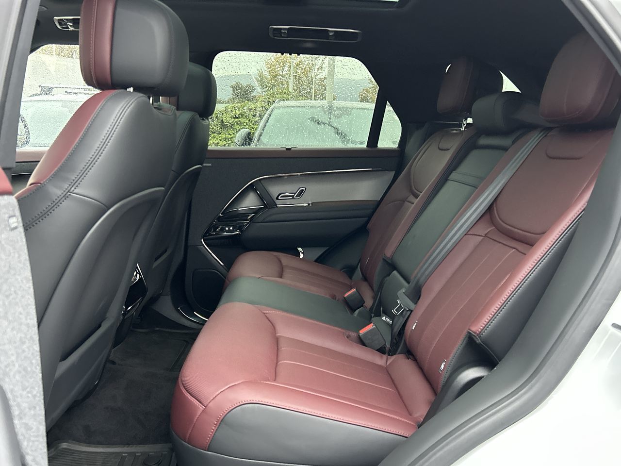 2025 Land Rover Range Rover Sport Mild Hybrid in North Vancouver, British Columbia