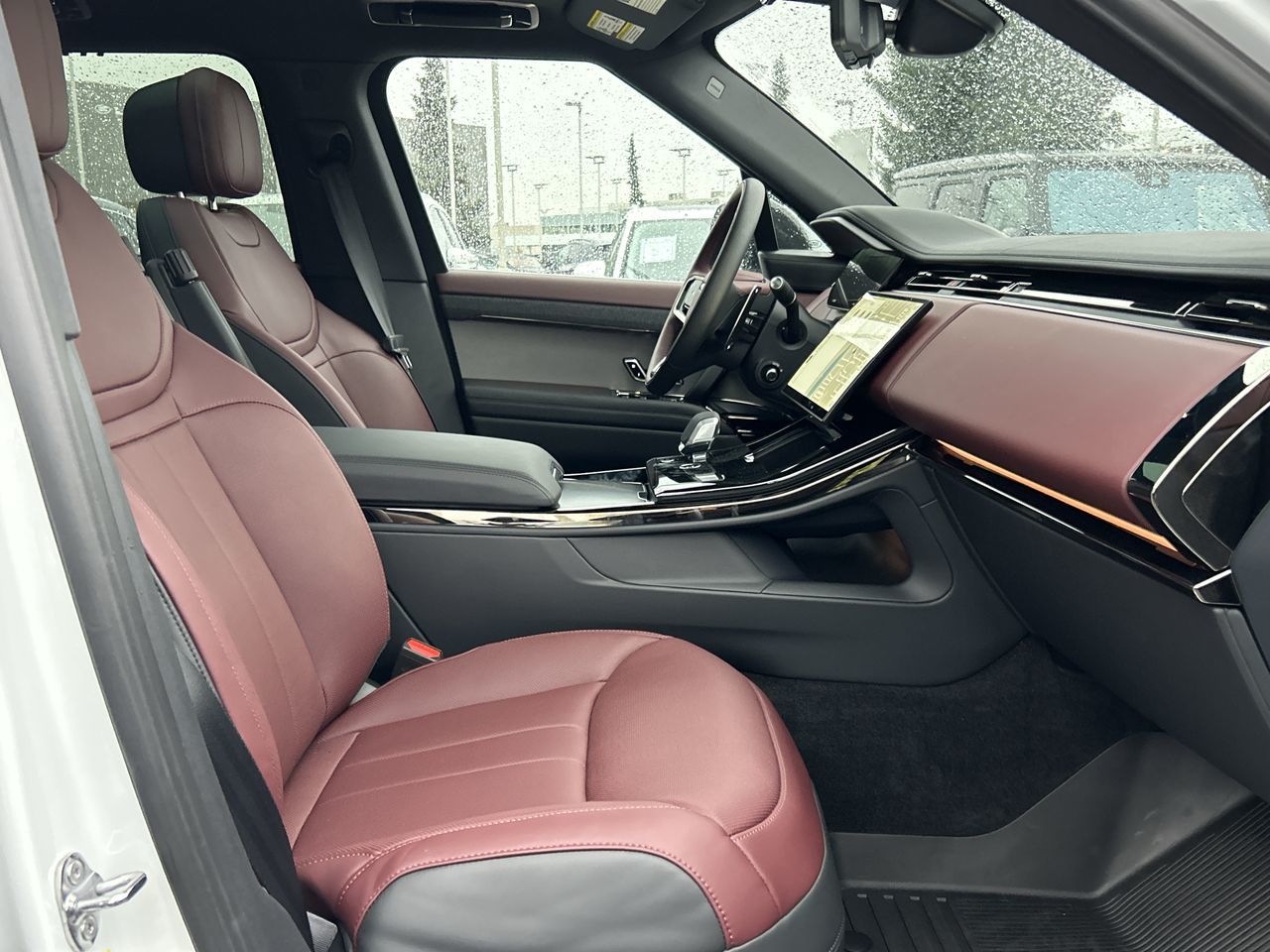 2025 Land Rover Range Rover Sport Mild Hybrid in North Vancouver, British Columbia