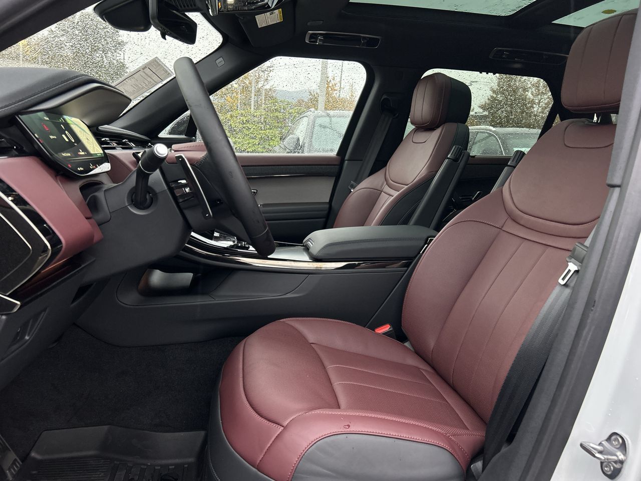 2025 Land Rover Range Rover Sport Mild Hybrid in North Vancouver, British Columbia