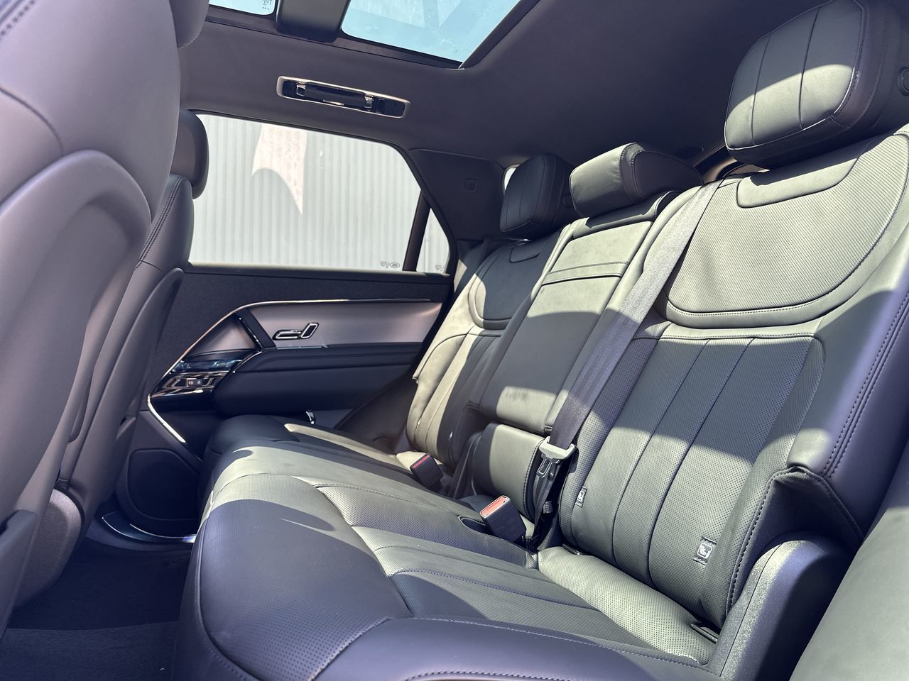 2025 Land Rover RANGE ROVER SPORT Mild Hybrid in North Vancouver, British Columbia