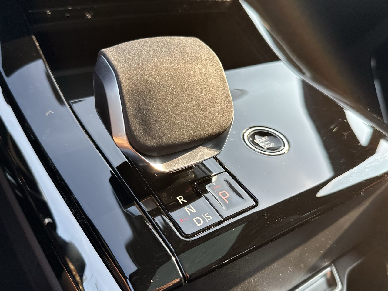 2025  Range Rover Sport Mild Hybrid