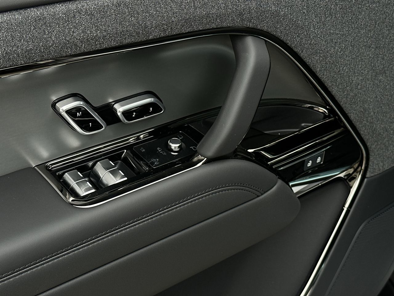 Land Rover Range Rover Sport Mild Hybrid  2025 à North Vancouver, Colombie-Britannique