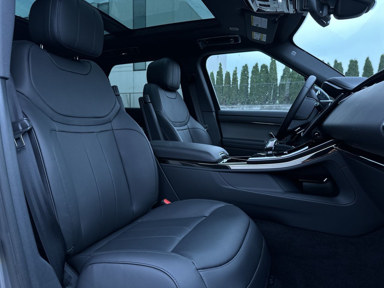 Land Rover Range Rover Sport Mild Hybrid  2025 à North Vancouver, Colombie-Britannique