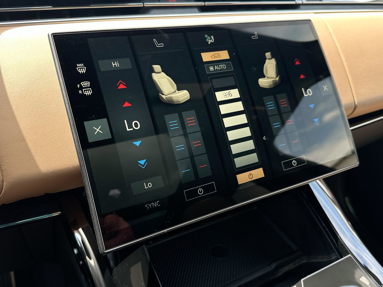 2025 Land Rover RANGE ROVER SPORT Mild Hybrid in North Vancouver, British Columbia