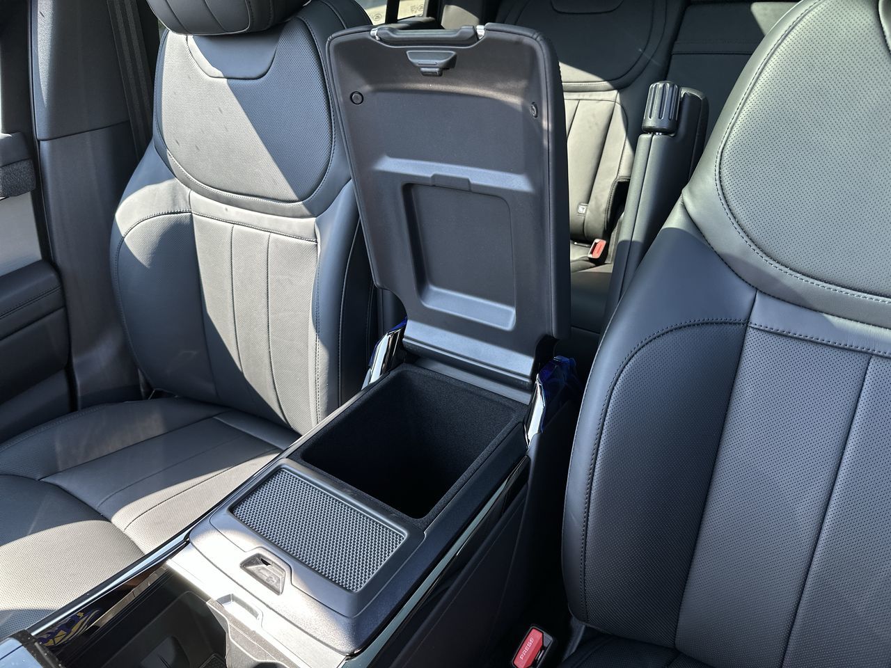 2025  Range Rover Sport Mild Hybrid