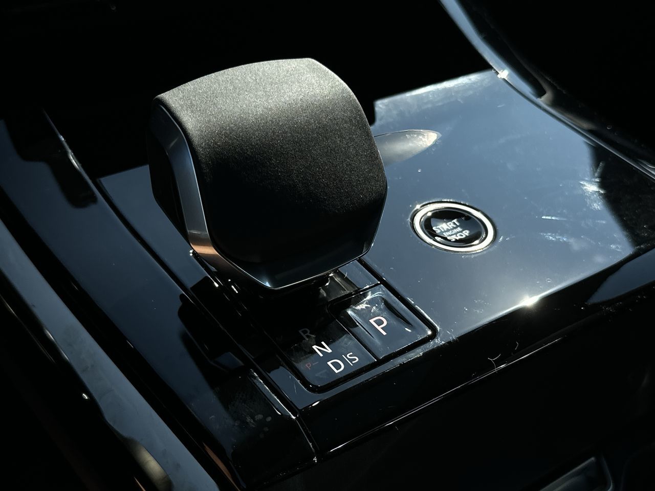 2025  Range Rover Sport Mild Hybrid