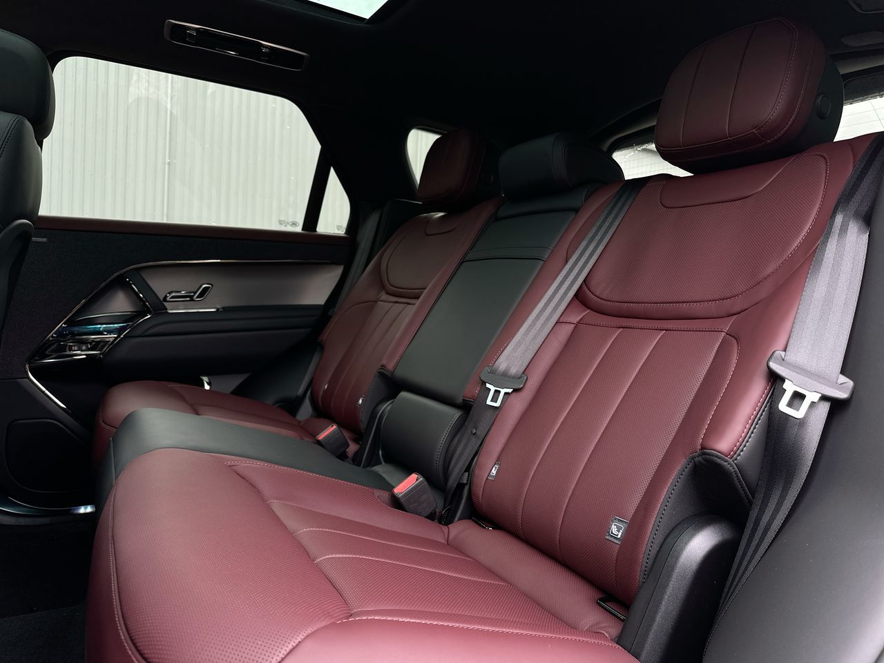 2025 Land Rover RANGE ROVER SPORT Mild Hybrid in North Vancouver, British Columbia