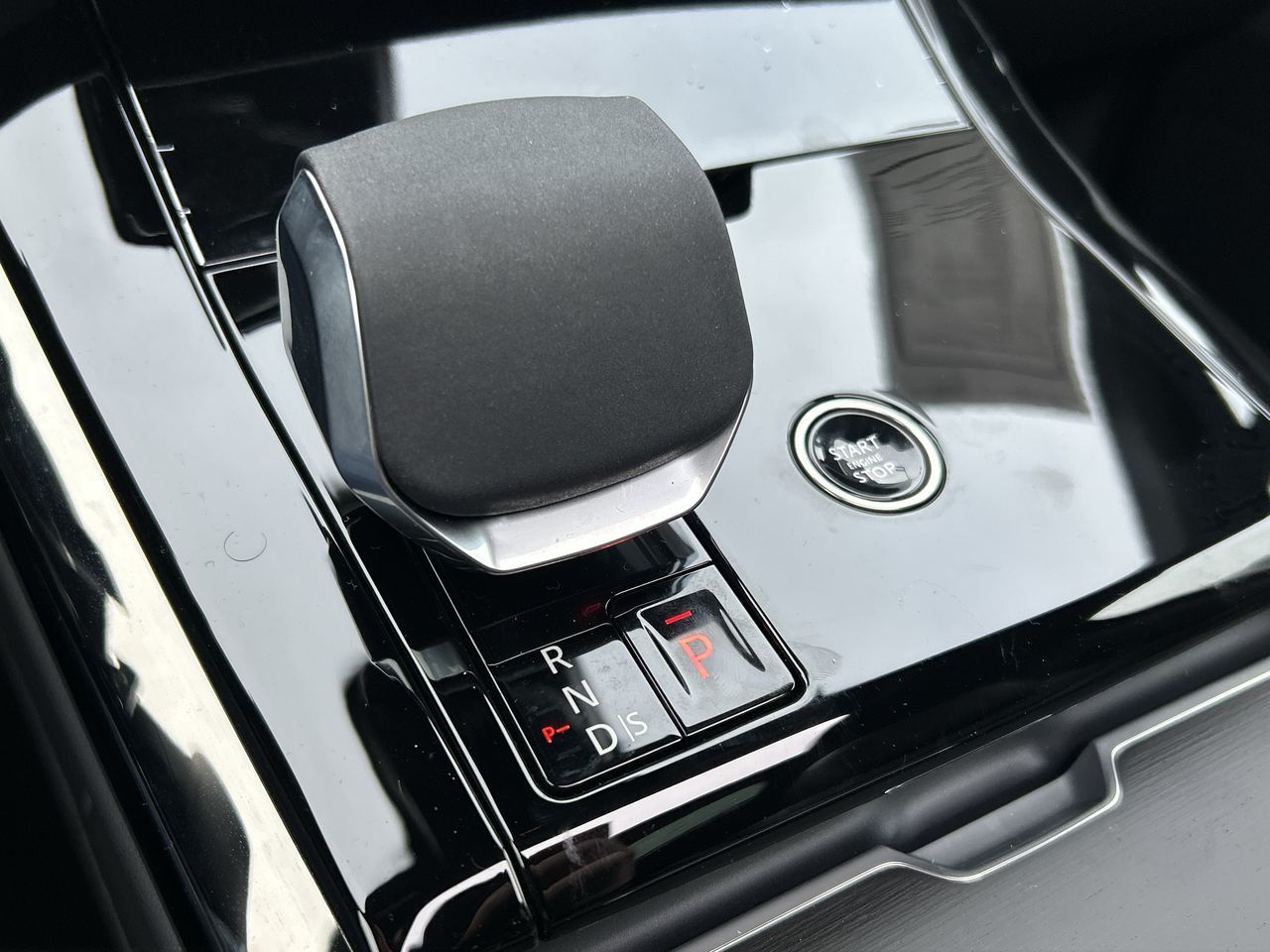 2026  Range Rover Sport Mild Hybrid