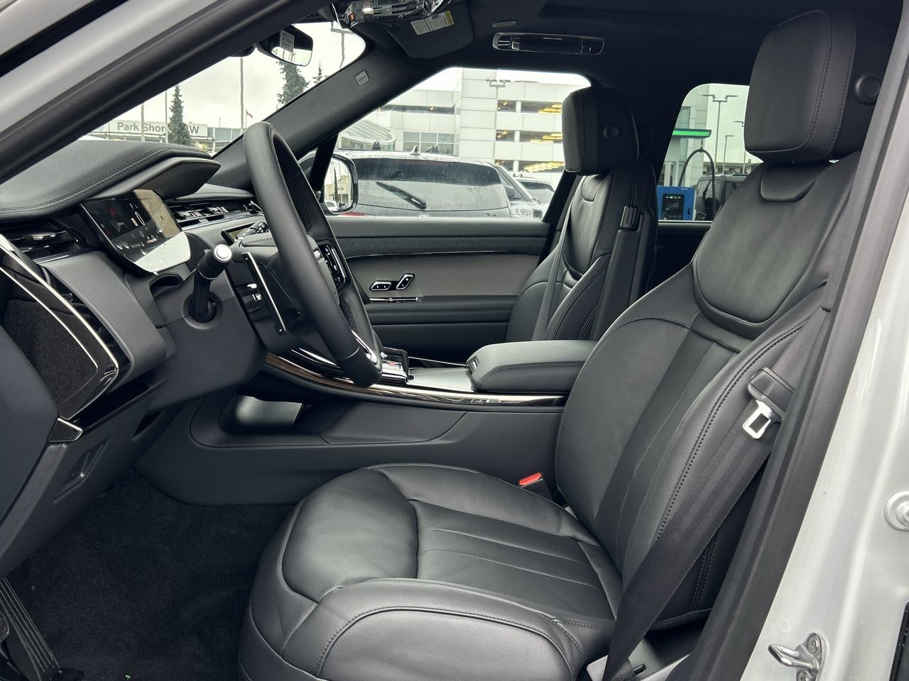 2026 Land Rover Range Rover Sport in North Vancouver, British Columbia