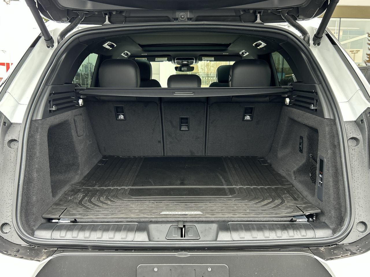 2026 Land Rover Range Rover Sport in North Vancouver, British Columbia