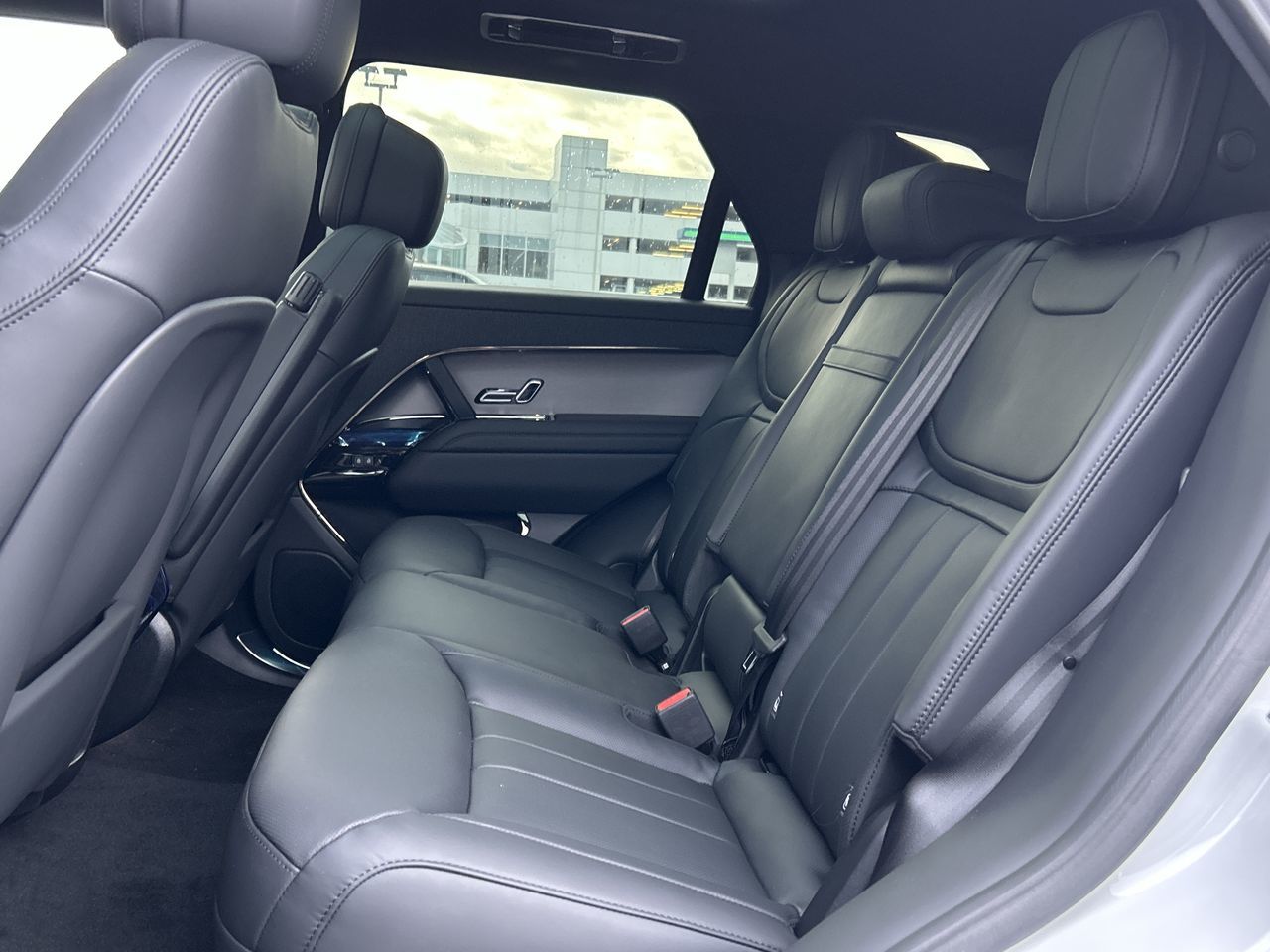 2025  Range Rover Sport Plug-in Hybrid