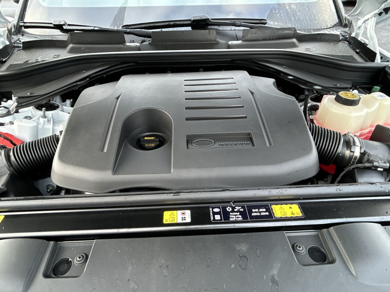 2025  Range Rover Sport Plug-in Hybrid