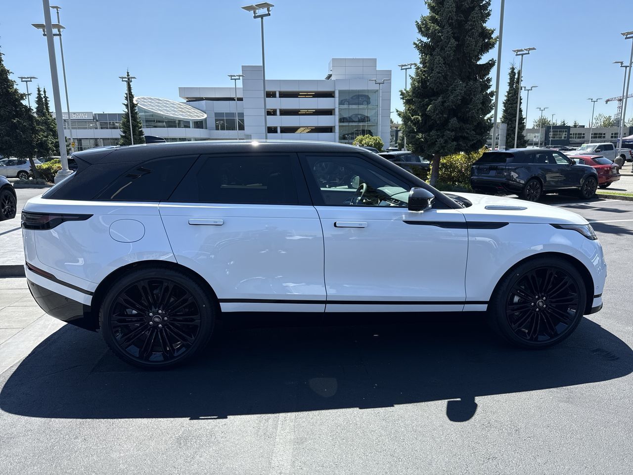 2025 Land Rover Range Rover Velar in North Vancouver, British Columbia