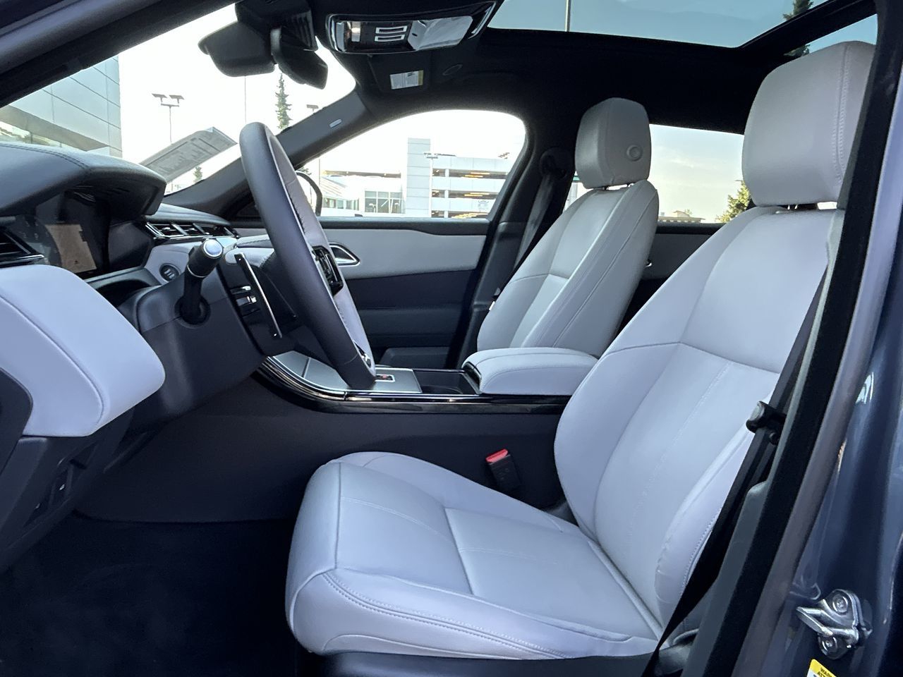 2026  Range Rover Velar